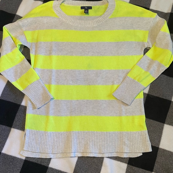 GAP striped sweater - Picture 2 of 7